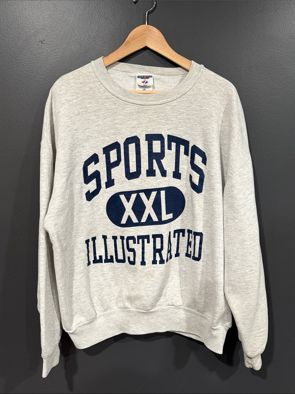 Sports Illustrated Sweatshirt XL